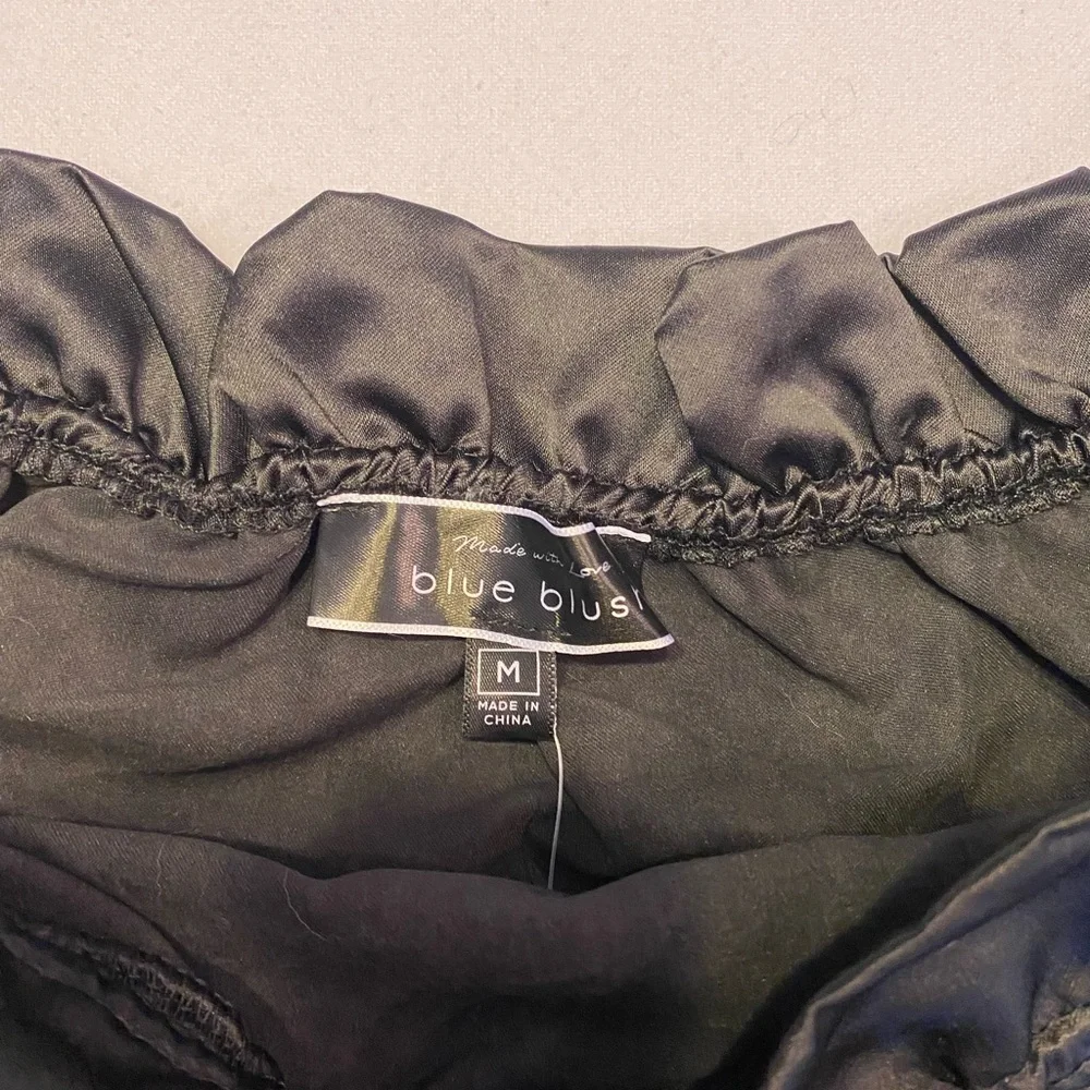NWT Blue Blush Black Windbreaker Skirt